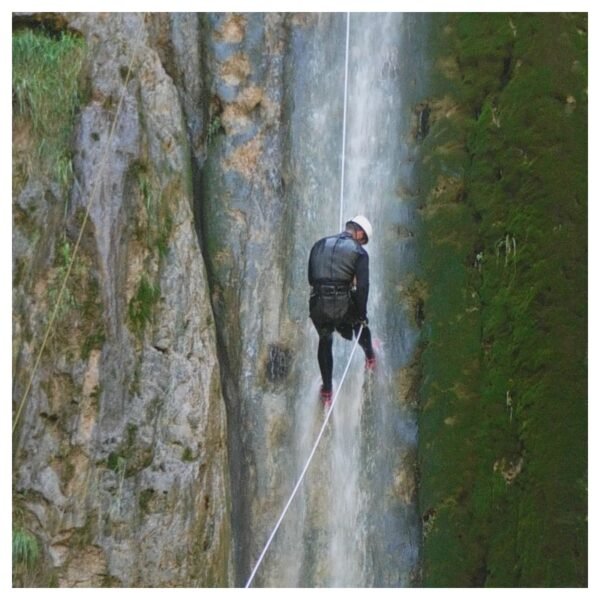 Barranco Acuático Nivel Avanzado - Imagen 3