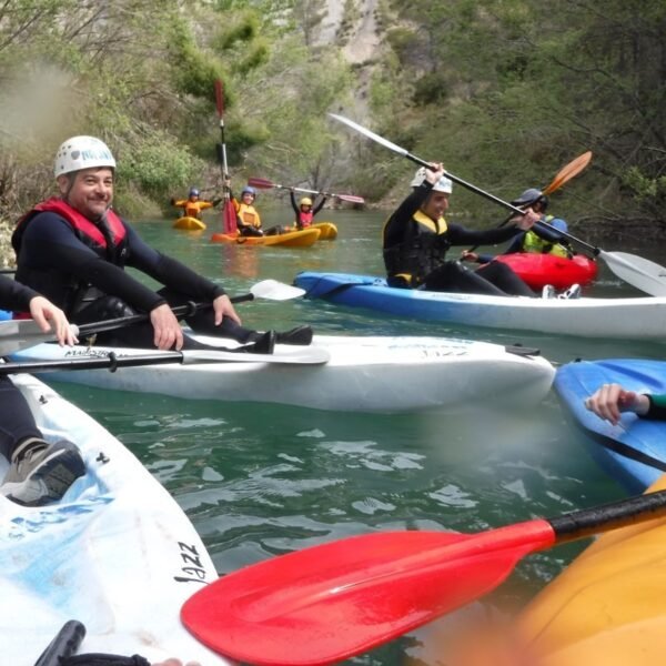 Kayak Aguas Bravas Nivel Iniciación - Imagen 4